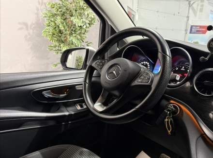 Mercedes-Benz - V-class