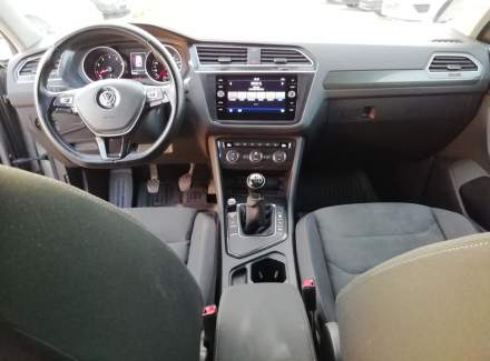 Volkswagen - Tiguan