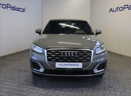 Audi - Q2