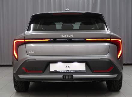 Kia - K4
