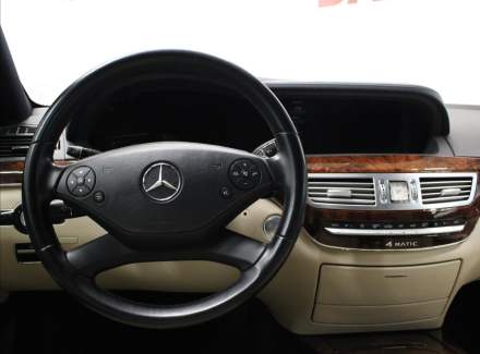 Mercedes-Benz - S-class