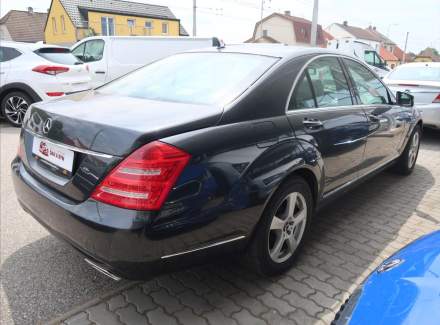Mercedes-Benz - S-class