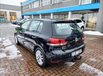 Volkswagen - Golf