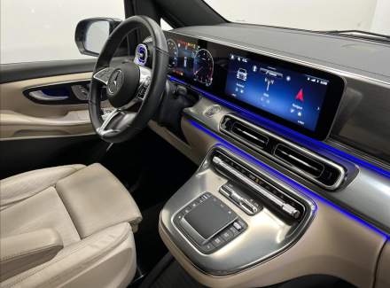 Mercedes-Benz - V-class