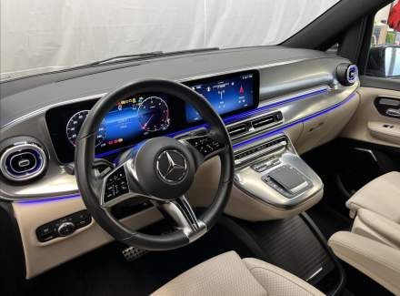 Mercedes-Benz - V-class