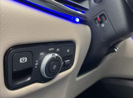 Mercedes-Benz - V-class