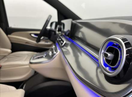 Mercedes-Benz - V-class