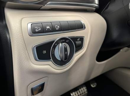 Mercedes-Benz - V-class