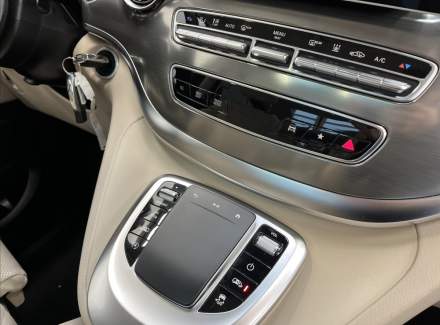 Mercedes-Benz - V-class