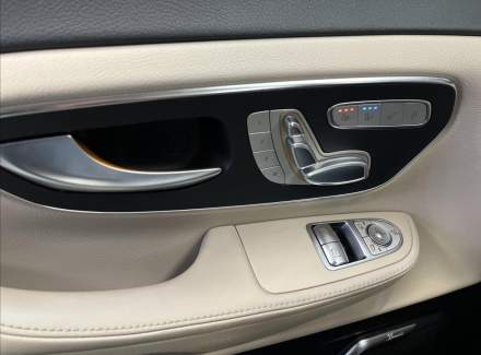 Mercedes-Benz - V-class