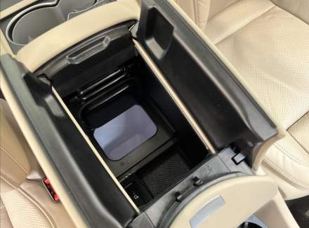 Mercedes-Benz - V-class