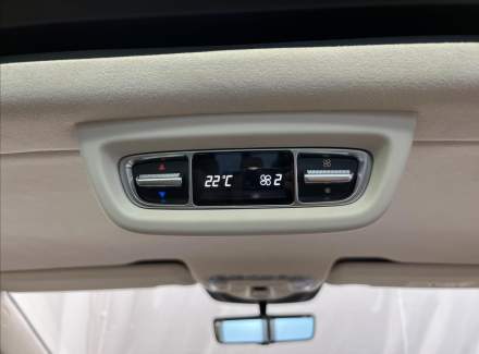 Mercedes-Benz - V-class