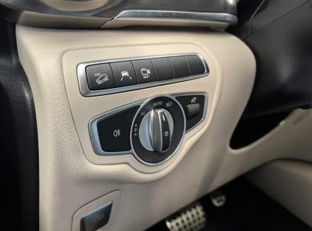 Mercedes-Benz - V-class