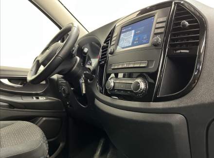 Mercedes-Benz - Vito