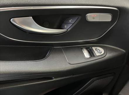 Mercedes-Benz - Vito