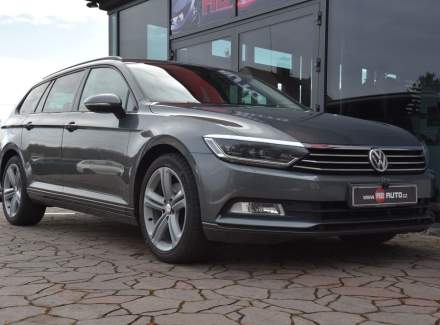 Volkswagen - Passat