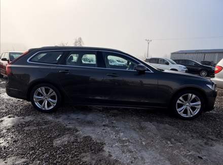 Volvo - V90