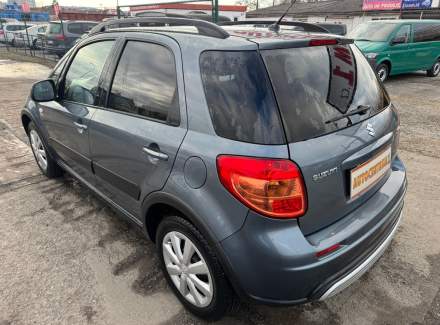 Suzuki - SX4