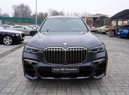 BMW - X7