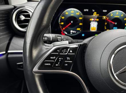 Mercedes-Benz - E-class