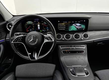 Mercedes-Benz - E-class