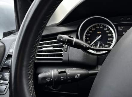 Mercedes-Benz - R-class