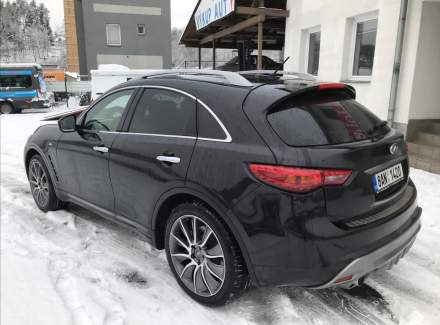 Infiniti - QX70
