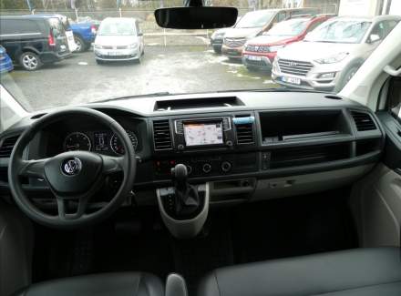 Volkswagen - Caravelle