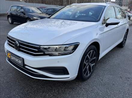 Volkswagen - Passat