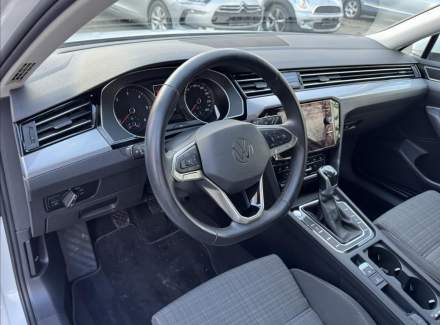 Volkswagen - Passat