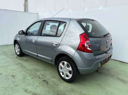 Dacia - Sandero
