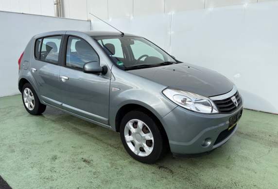 Dacia - Sandero