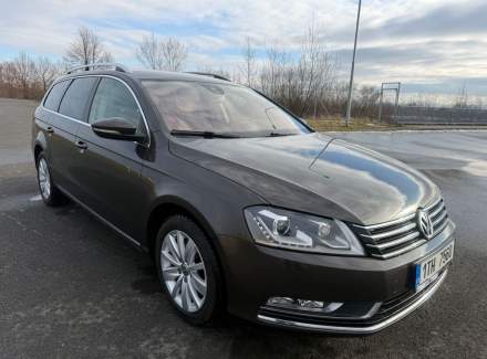 Volkswagen - Passat