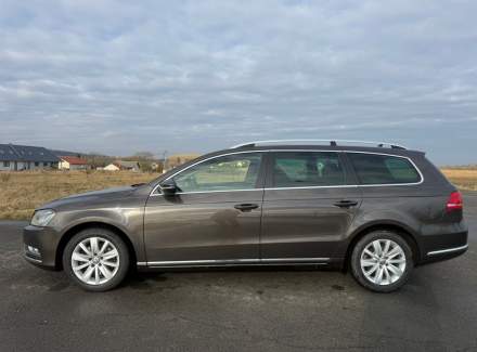 Volkswagen - Passat