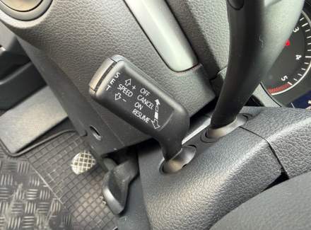 Volkswagen - Sharan 2.0 TDI (140 Hp) SCR