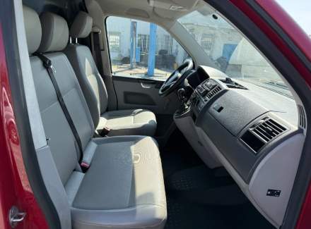 Volkswagen - Transporter 2.0 TDI (140 Hp) L2H1