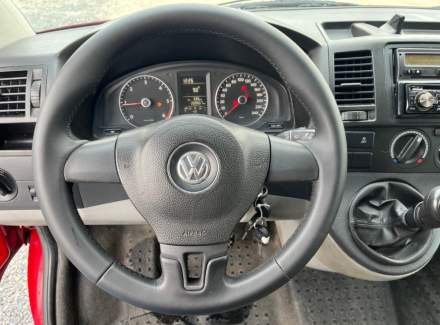Volkswagen - Transporter 2.0 TDI (140 Hp) L2H1