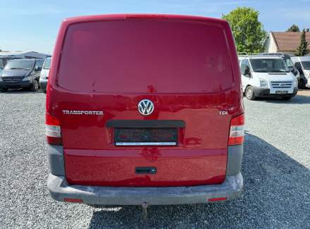 Volkswagen - Transporter 2.0 TDI (140 Hp) L2H1
