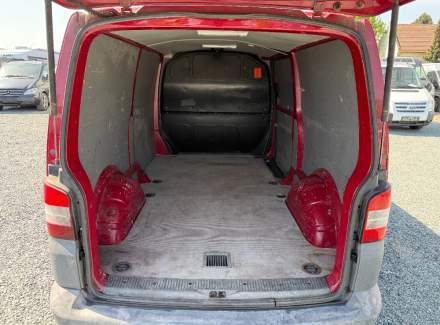 Volkswagen - Transporter 2.0 TDI (140 Hp) L2H1
