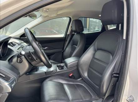 Jaguar - E-Pace