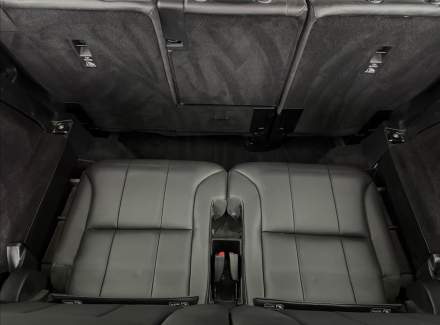 Land Rover - Discovery