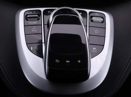 Mercedes-Benz - V-class