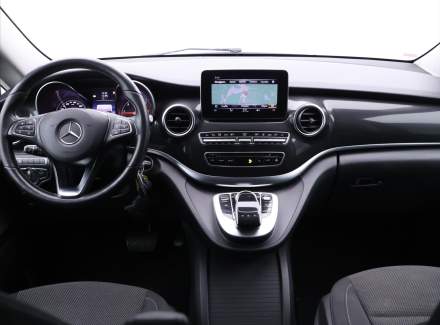 Mercedes-Benz - V-class