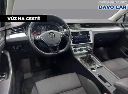 Volkswagen - Passat