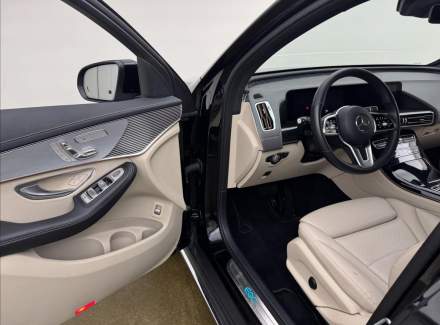 Mercedes-Benz - EQC