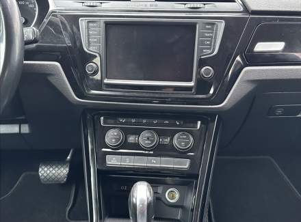 Volkswagen - Touran