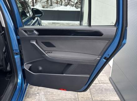Volkswagen - Touran