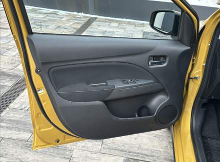 Mitsubishi - Space Star