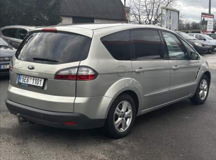 Ford - S-MAX