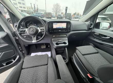Mercedes-Benz - Vito